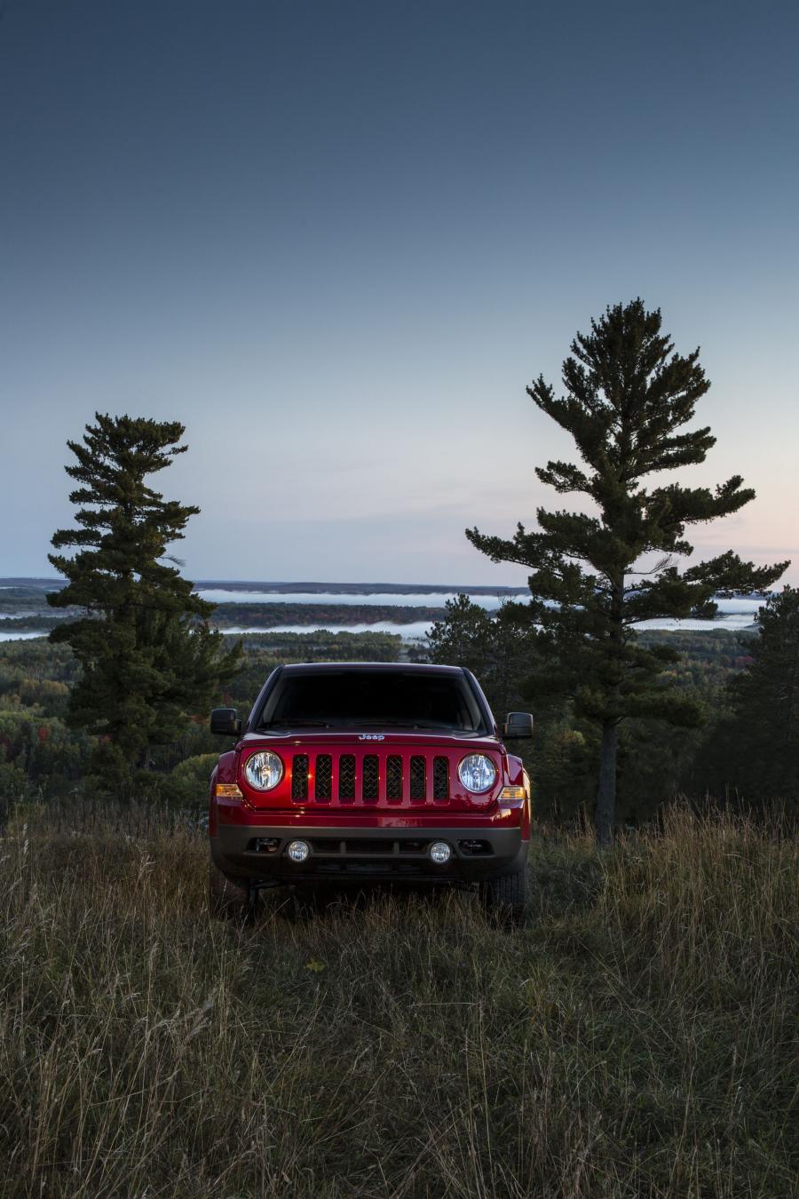  Jeep Patriot 2014 года  (фото 5 из 17)
